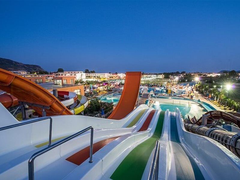 Caretta Beach Resort & Waterpark Kalamaki  Exterior photo